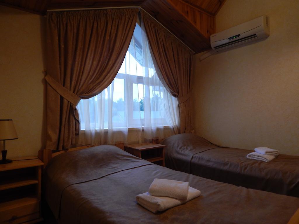 Hotel Delfin Kobleve Habitación foto
