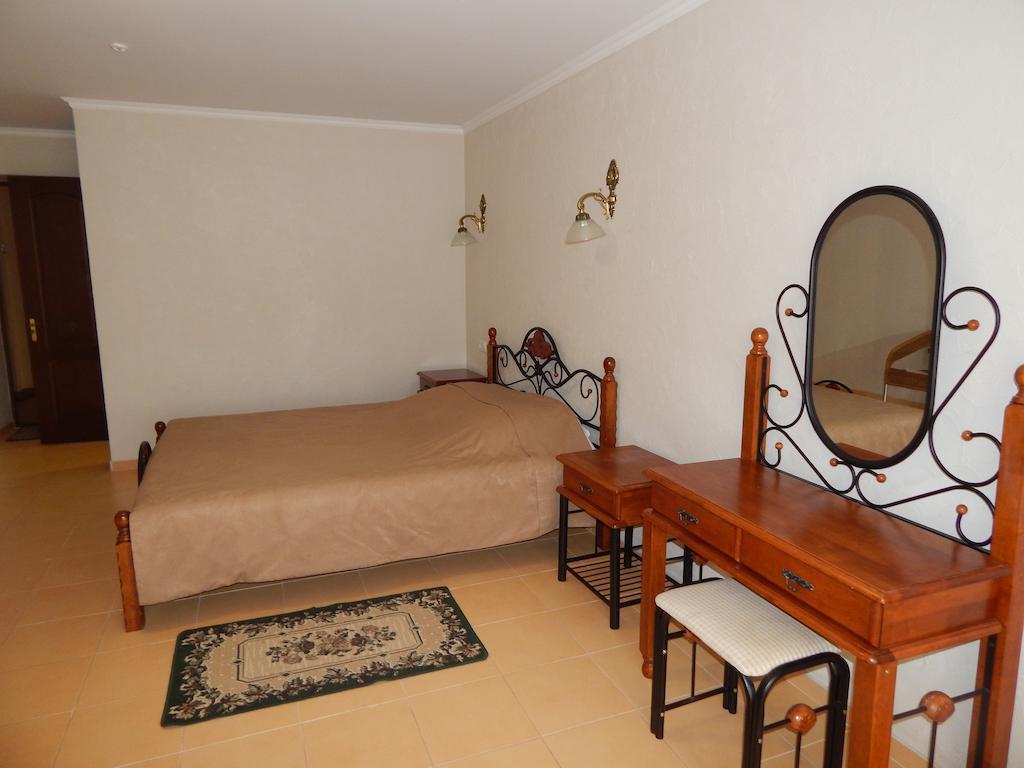 Hotel Delfin Kobleve Habitación foto